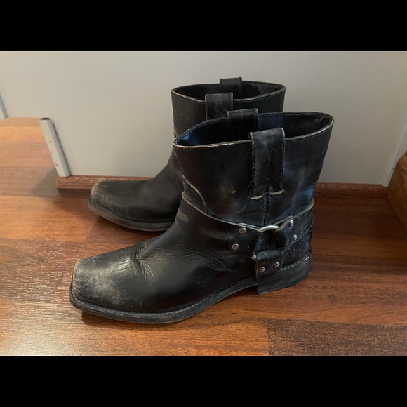 Frye Distressed Harness Short Boot - Picture 3 of 6